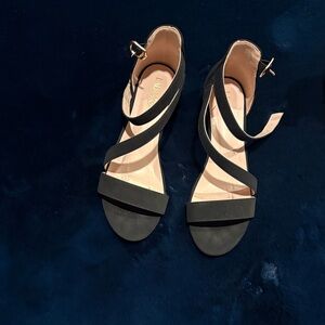 Chic Black Strappy Sandals